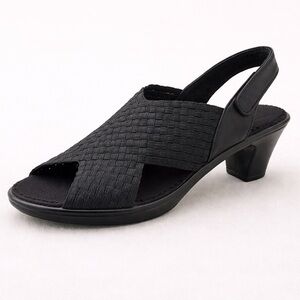 Bernie Mev Beatrice Black Woven Slingback Heels Comfort Stretch NIB
